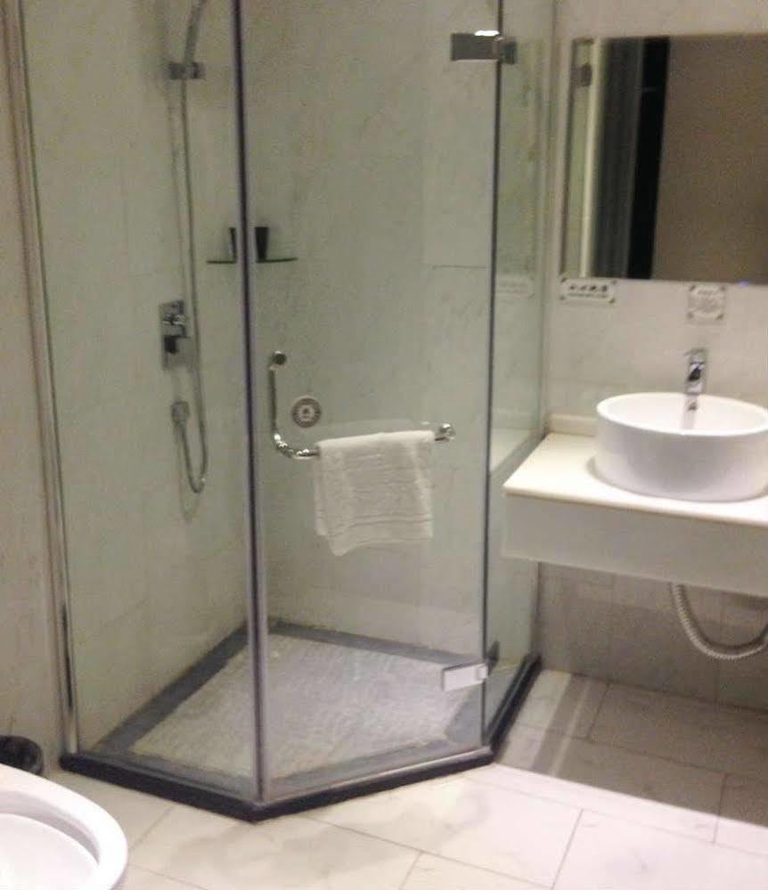 Sotel Inn Hotel San Yuan Li Branch Guangzhou Buitenkant foto
