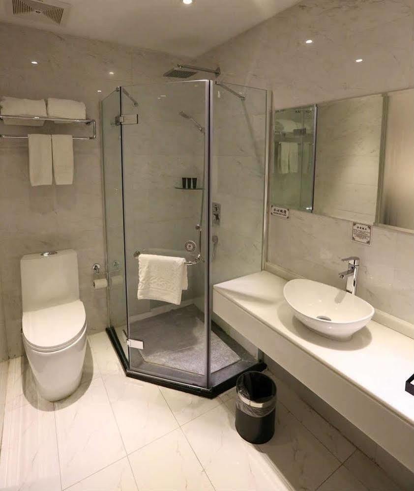 Sotel Inn Hotel San Yuan Li Branch Guangzhou Buitenkant foto